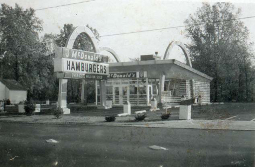 The Secor Road McDonald's, circa 1965, courtesy of the Toledo-Lucas County Public Library, obtained from http://images2.toledolibrary.org/.